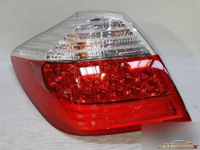 Hyundai Genesis 2010 — фонарь задний левый наружный 924013M0