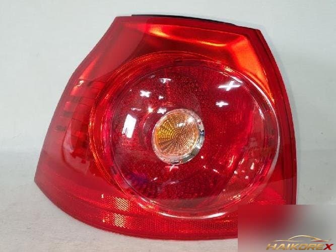 Volkswagen Golf 2008 — задний фонарь левый наружный 1K6 945 095AA