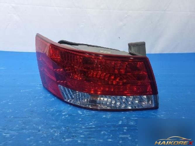 Hyundai Sonata 2009 — задний фонарь левый наружный