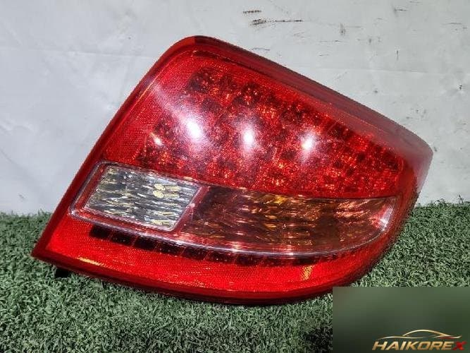 Kia Opirus 2008 — задний фонарь левый наружный 92401 3F500