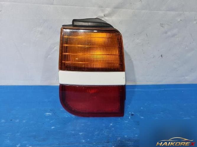 Hyundai Santamo 2002 — фара задняя левая наружная 92401 M2010