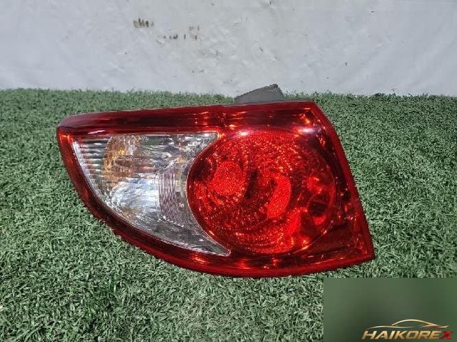 Hyundai Santa Fe 2008 — задний фонарь левый наружный 92401 2B000