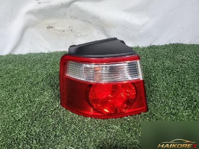 Kia Carens 2003 — задний фонарь левый внешний 0K2FB 51160