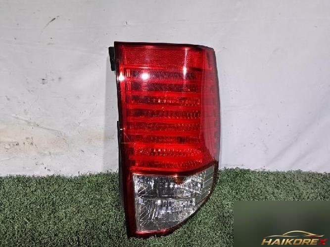 Kia Carnival 2007 — задний фонарь левый наружный 92401 4D000 1