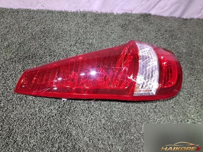 Hyundai i30 2009 — задний фонарь левый наружный 92401 2L100