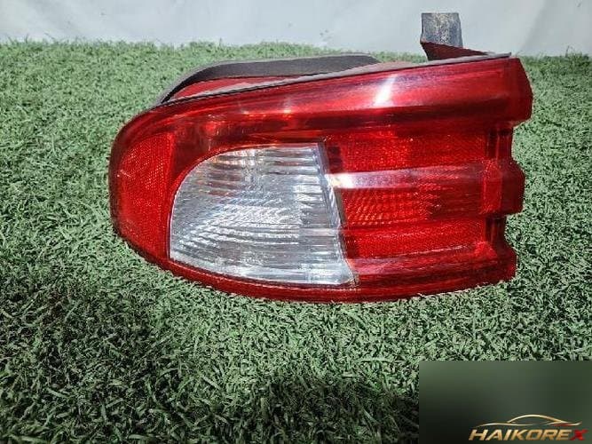 Kia Optima 2003 — фонарь задний левый (наружный) 92411 3C070
