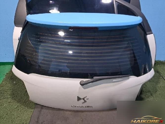 Citroën DS3 2015 — крышка багажника