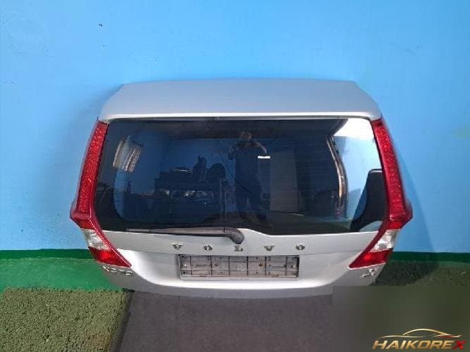 Volvo XC70 2009 — крышка багажника