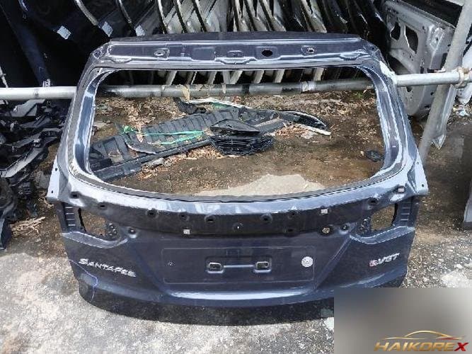 Hyundai Santa Fe 2017 — крышка багажника