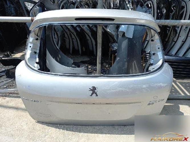 Peugeot 308 2014 — крышка багажника