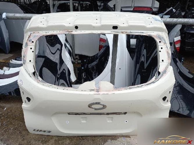 Renault QM3 2016 — крышка багажника