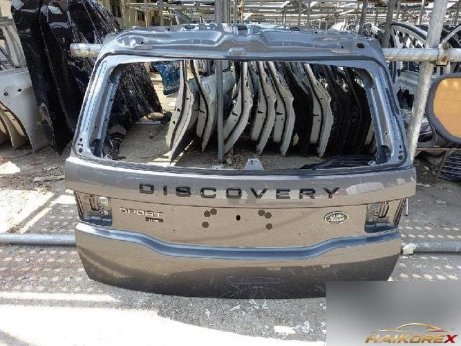 Land Rover Discovery 2016 — крышка багажника 3