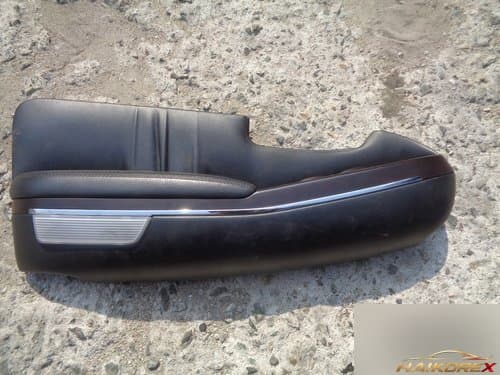 Новая обивка двери - центральная обшивка двери - водительская передняя