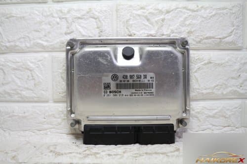 Блок управления двигателем ECU 4D0907560DQ