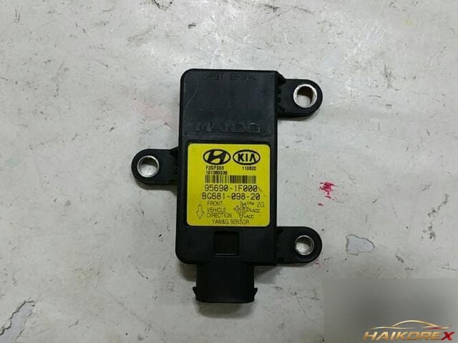 Hyundai Veracruz 2011 — датчик парковки 956901F000