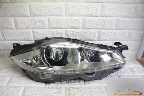 Фара передняя вспомогательная Jaguar XJ 02C2D32879