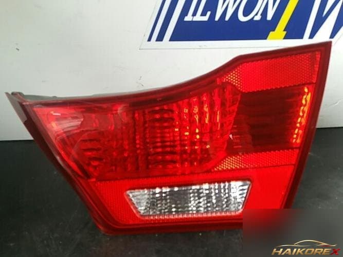 Kia Sorento 2009 — задний фонарь правый внутренний