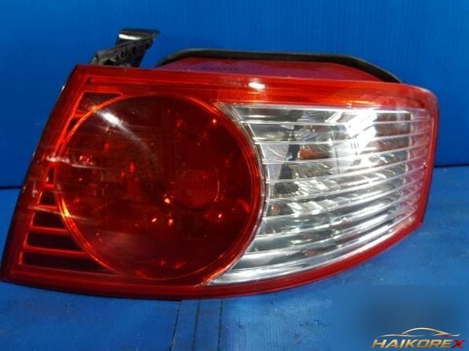 Kia Opirus 2003 — задний фонарь правый внешний