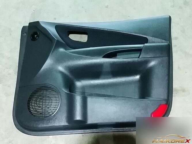 Hyundai Tucson 2008 — передняя дверь правая