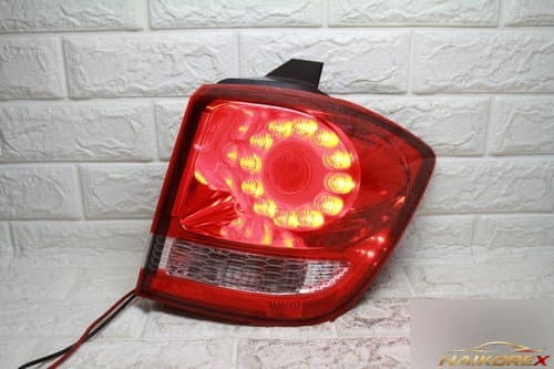 Задний фонарь правый Dodge Journey 68078464AD