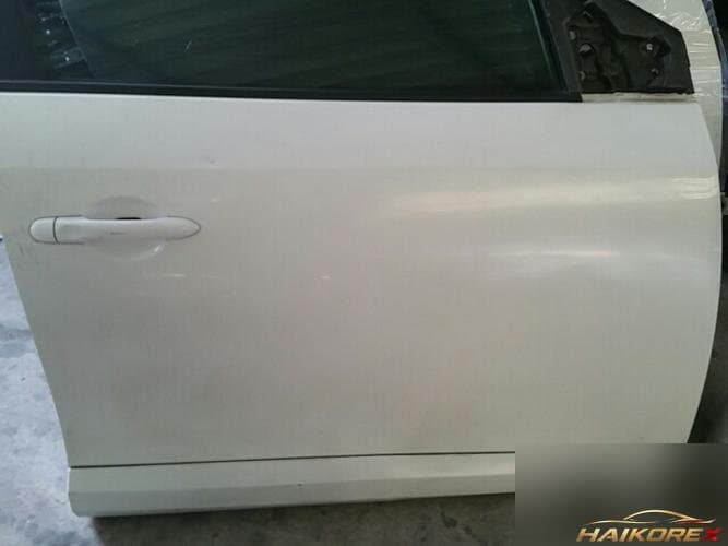 Renault SM3 2011 — передняя дверь правая