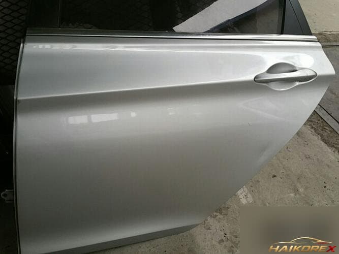 Hyundai Sonata 2012 — задняя дверь левая