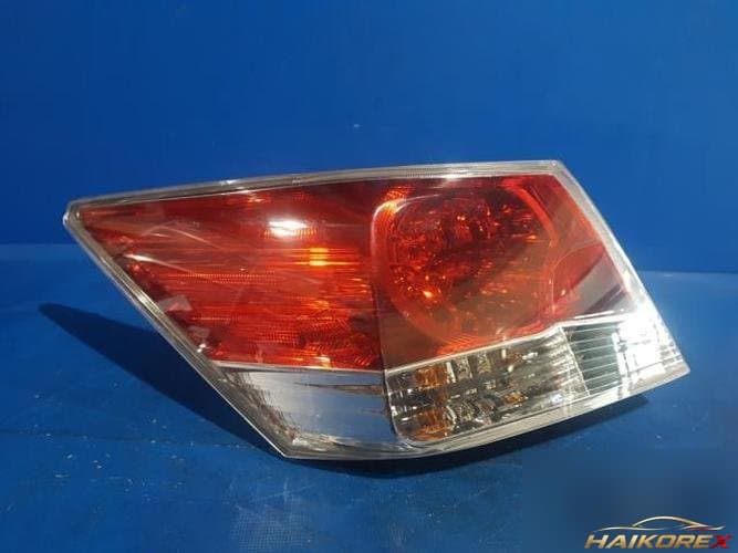 Honda Accord 2011 — задний фонарь левый наружный