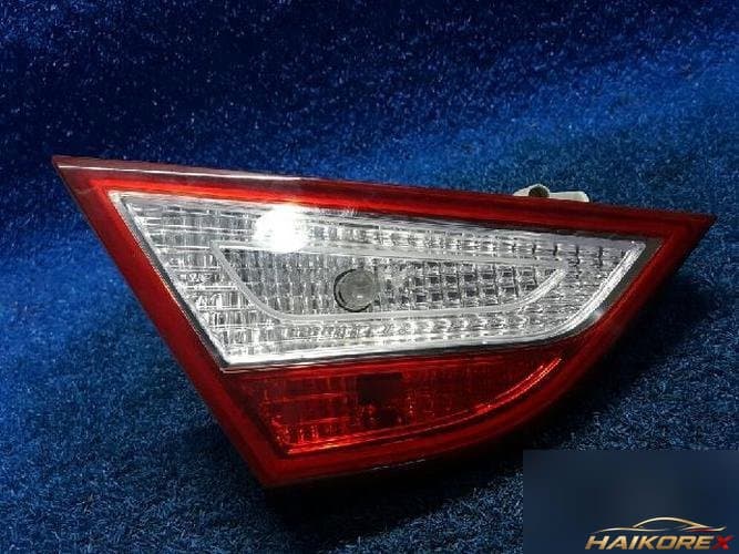 Hyundai Sonata 2011 — задний фонарь внутренний левый 924033S000