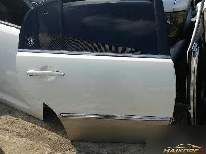 Kia Opirus 2011 — дверь задняя правая 770043F500