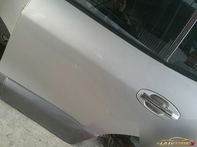 Hyundai Santa Fe 2003 — задняя дверь левая
