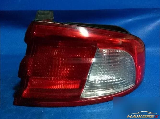 Kia Optima 2002 — фонарь задний правый наружный 924213C000