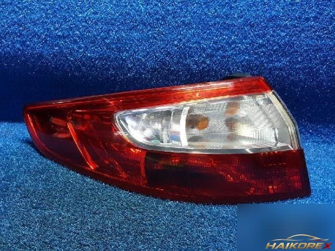 Renault SM3 2010 — фонарь задний левый наружный