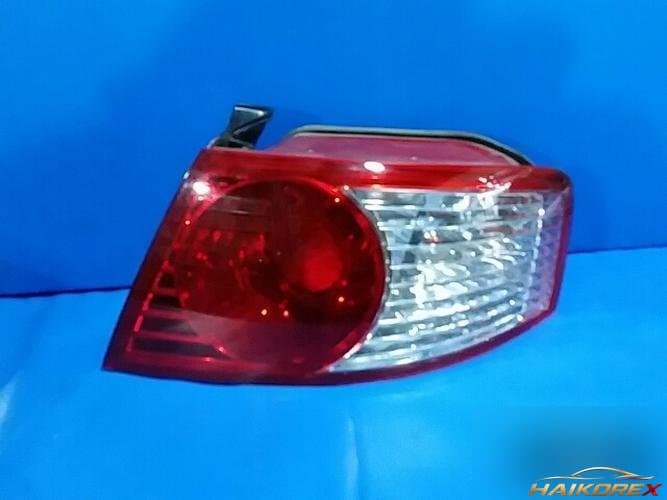 Kia Opirus 2004 — фонарь задний правый внешний 924023F000