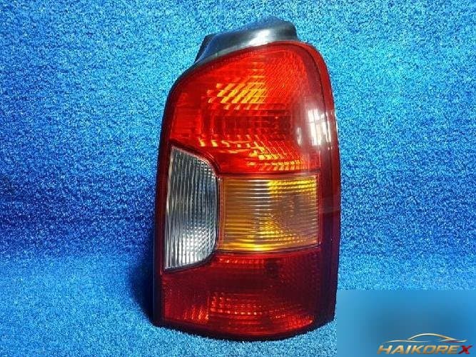 Hyundai Trajet 2005 — фара задняя правая (внешняя)