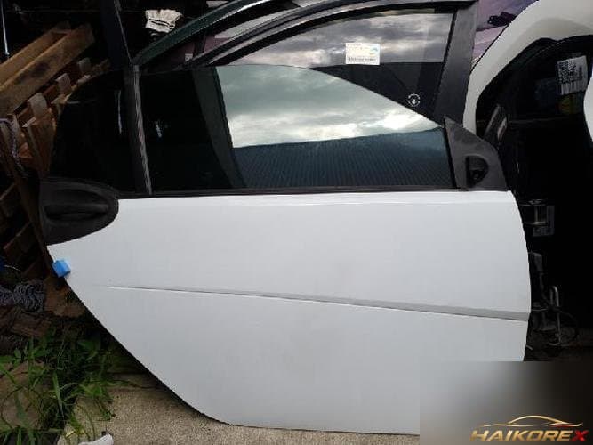 Smart Fortwo 2010 — передняя дверь правая