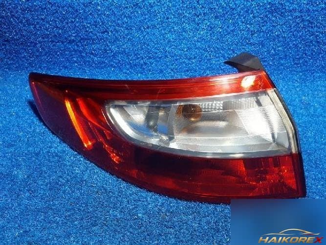 Renault SM3 2010 — фонарь задний левый (внешний)
