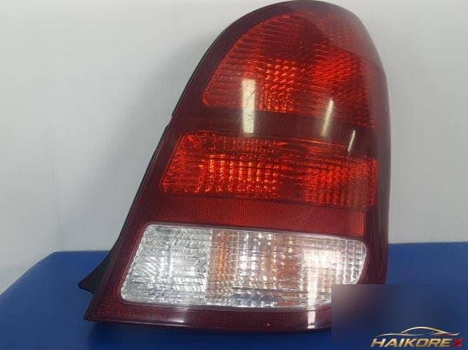 Kia Carens 2001 — фонарь задний левый наружный 0K2C451160A