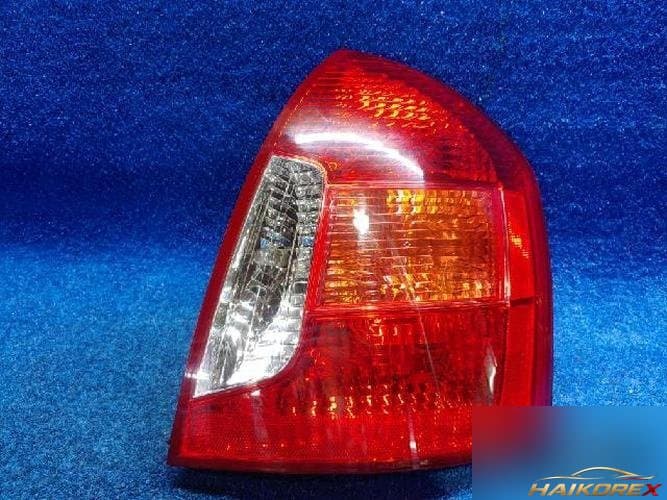 Hyundai Verna 2009 — фара задняя правая наружная 92402-1E000