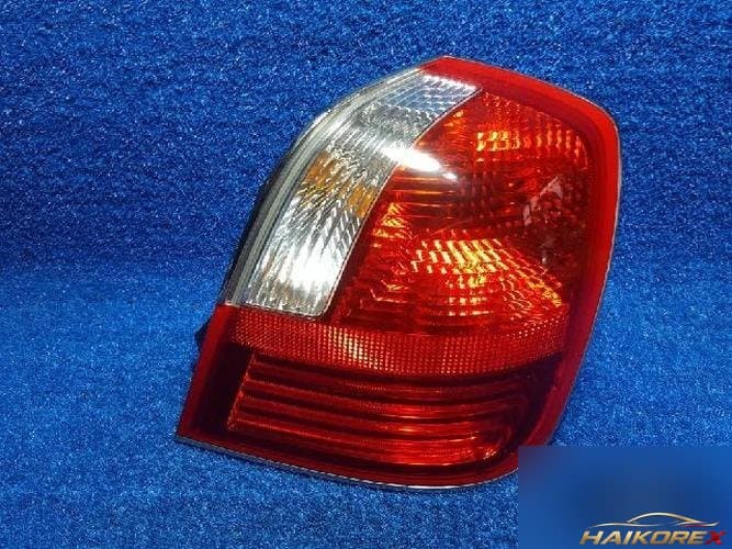 Hyundai Grandeur 2002 — фонарь задний правый внешний 4