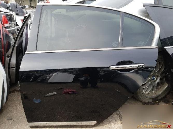 Hyundai Genesis 2010 — дверь задняя левая