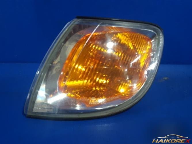 Hyundai Trajet 2002 — поворотник левый