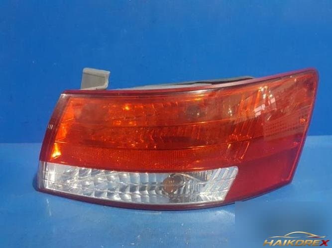 Hyundai Sonata 2006 — фара задняя правая наружная