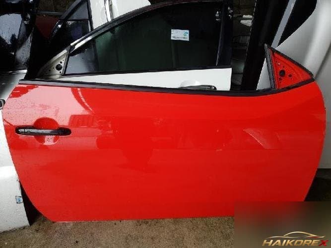 Kia Forte 2010 — передняя дверь правая