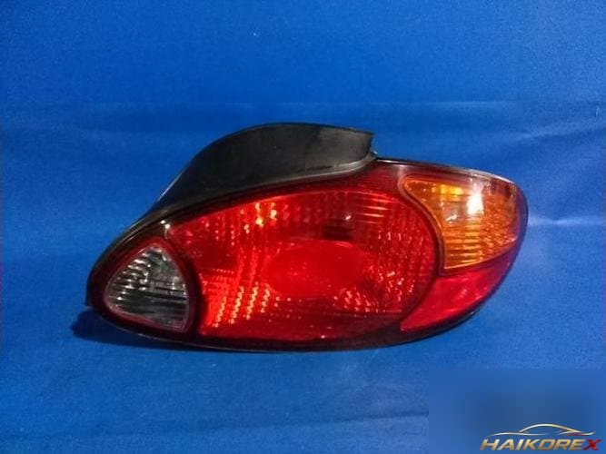 Hyundai Avante 2000 — фонарь задний правый наружный 3