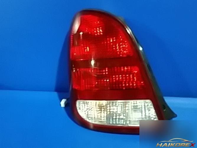 Kia Carens 2001 — фонарь задний левый наружный 0K2C451160A