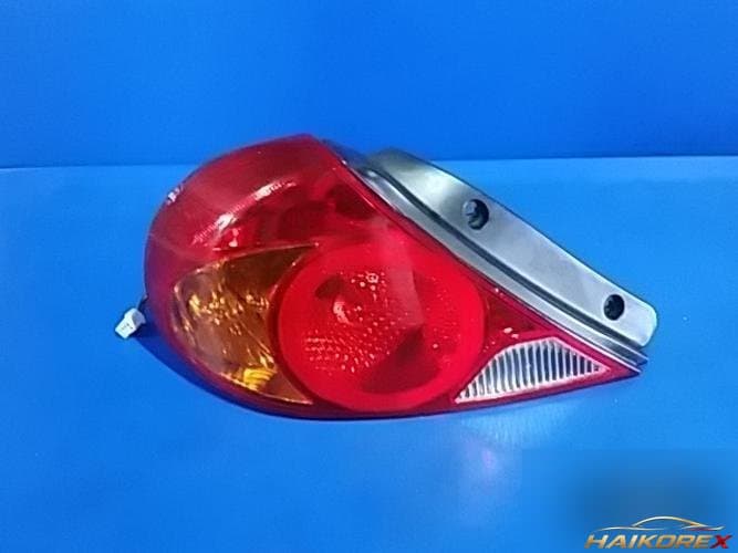 Kia Spectra 2004 — фонарь задний левый наружный 0K2N151160A