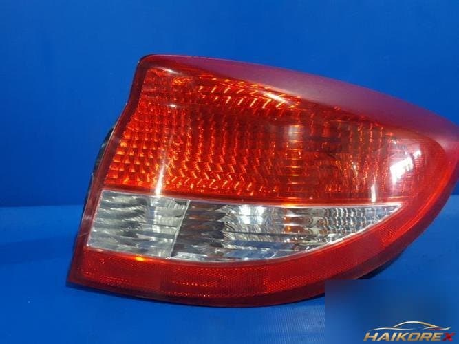 Kia Rio 2004 — фара задняя правая 92402FD000
