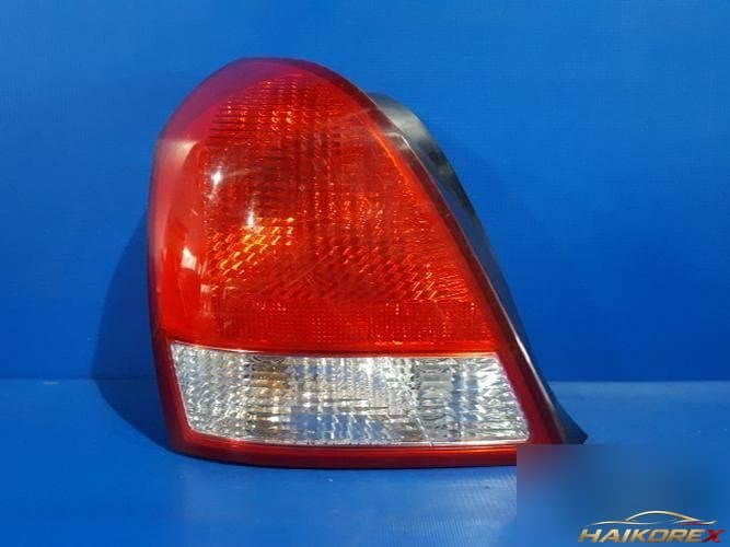 Hyundai Avante 2002 — задний фонарь левый внешний 2