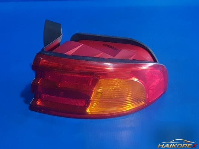 Kia Optima 2004 — фара задняя наружная правая 924213C000