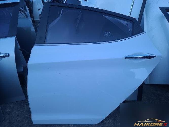 Hyundai Avante 2012 — дверь задняя левая 770033X000